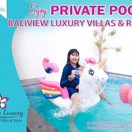 The Baliview Luxury Villas & Resto Pekanbaru Dış mekan fotoğraf