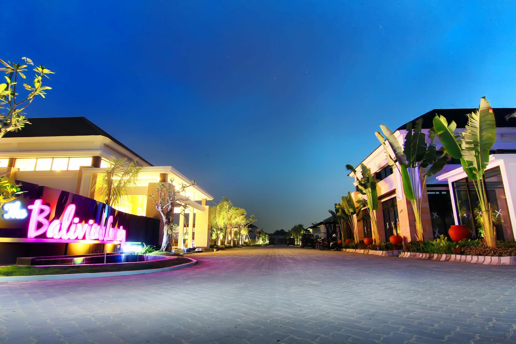 The Baliview Luxury Villas & Resto Pekanbaru Dış mekan fotoğraf